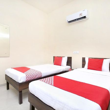 Oyo 16126 Aanantham Hotel Ludhiana Buitenkant foto