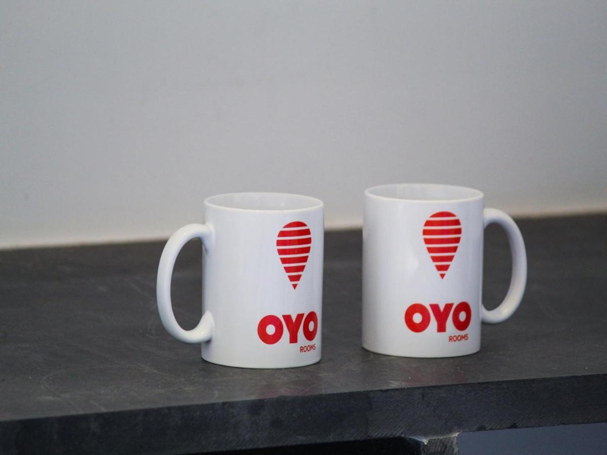 Oyo 16126 Aanantham Hotel Ludhiana Buitenkant foto